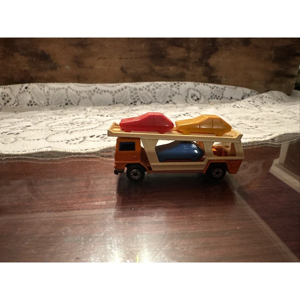 Vintage 1976 Matchbox Superfast No 11 Car Transporter Lesney England